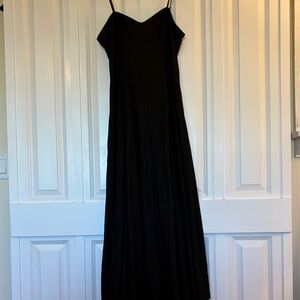 Elegant Black Spaghetti Strap Dress linen